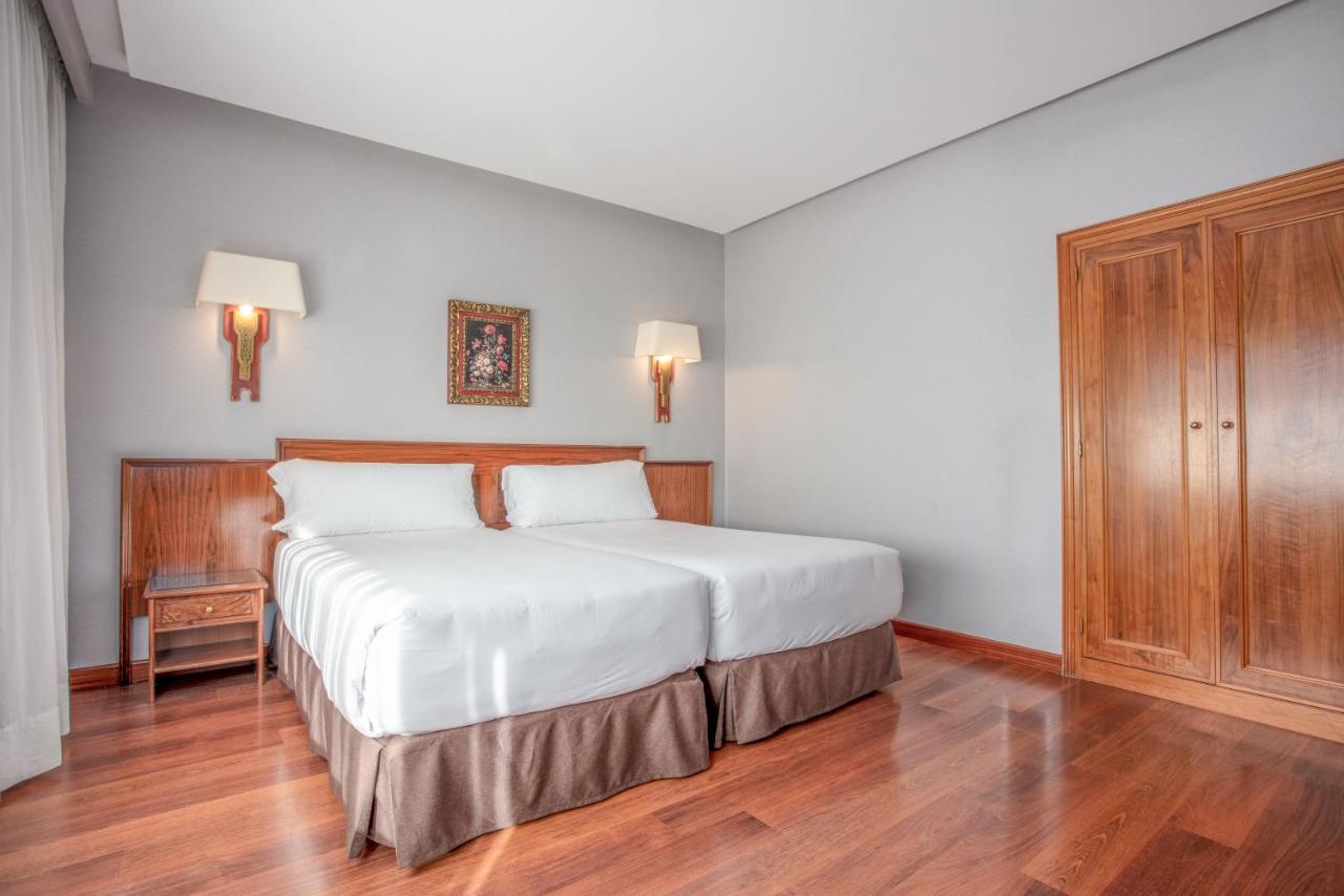 Hotel Regio Santa Marta de Tormes Esterno foto