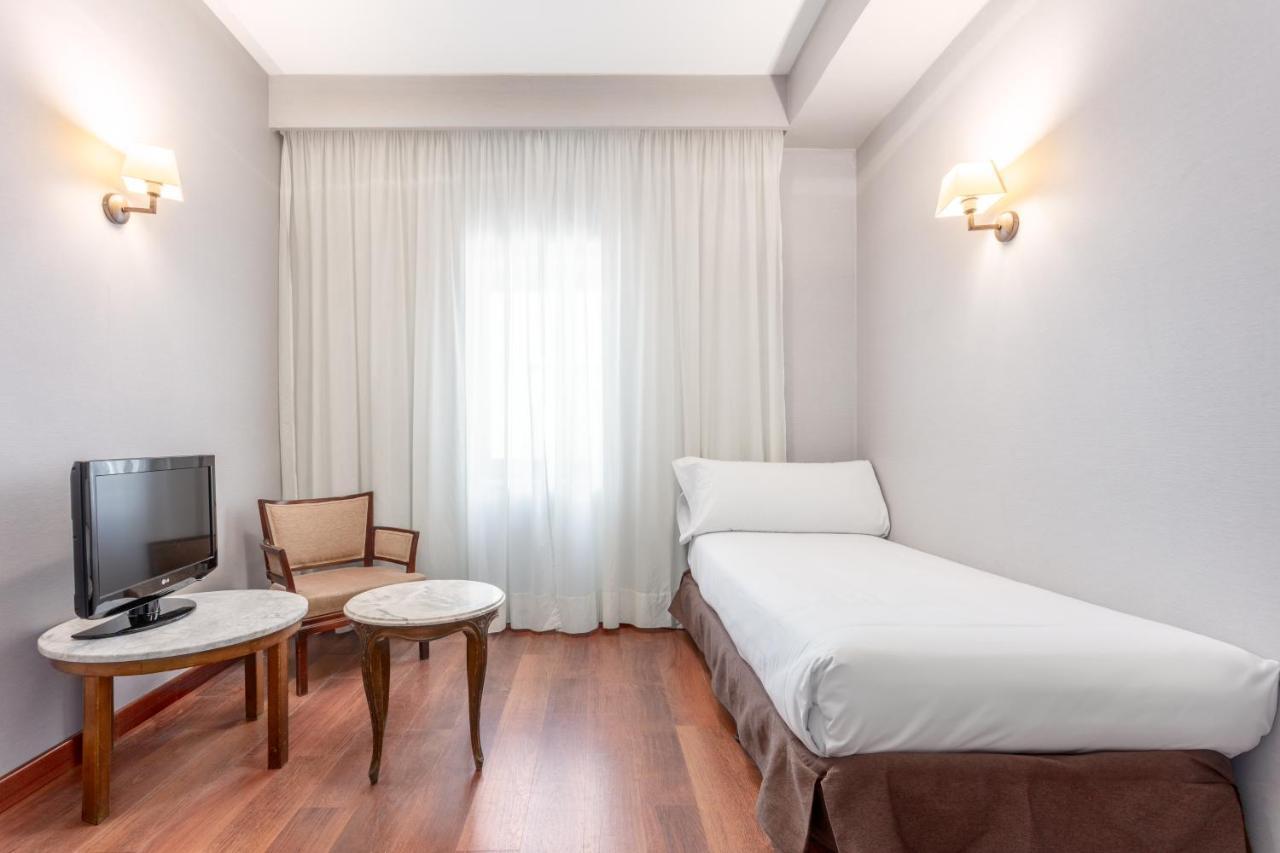 Hotel Regio Santa Marta de Tormes Esterno foto